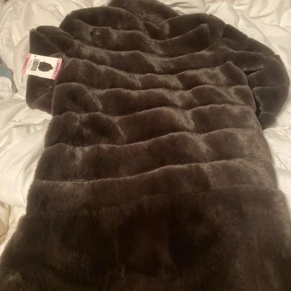 vince camuto faux fur coat chocolate brown spring easter - Picture 8 of 8